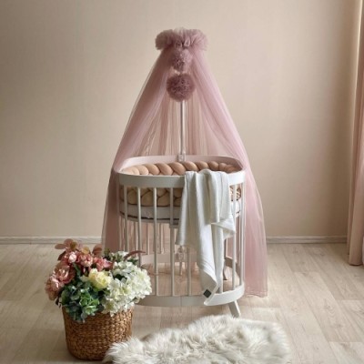 Baldachin cu pompoane